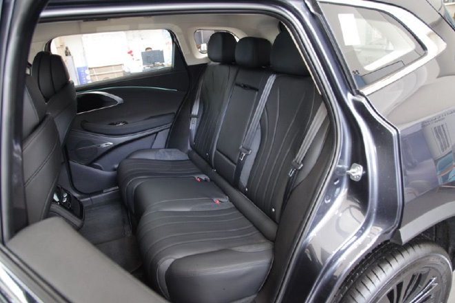 功能配置再升级 到店实拍星途全新一代凌云300T