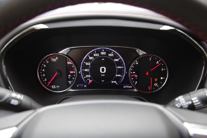 外观套件升级 到店实拍雪佛兰开拓者白夜版