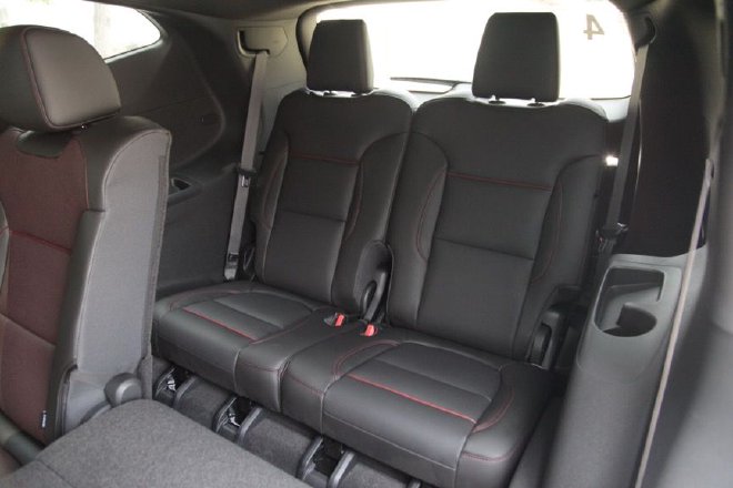 外观套件升级 到店实拍雪佛兰开拓者白夜版