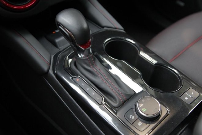 外观套件升级 到店实拍雪佛兰开拓者白夜版