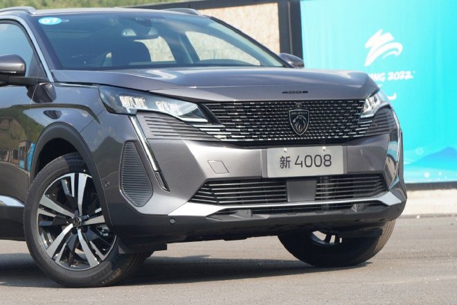 试驾新天逸C5 AIRCROSS/新4008