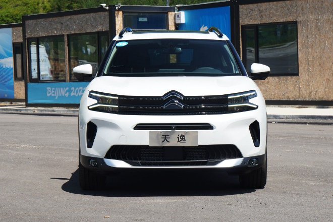 试驾新天逸C5 AIRCROSS/新4008