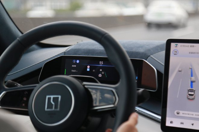 更“类人”的辅助驾驶 极氪高速NZP体验