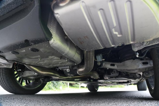 还是那个西装硬汉 动态体验全新揽胜星脉