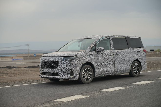 江淮瑞风RF8插混版谍照曝光 将成都车展亮相