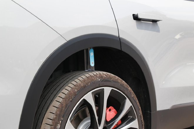 为“高级”而生 全新蔚来ES8底盘动态体验