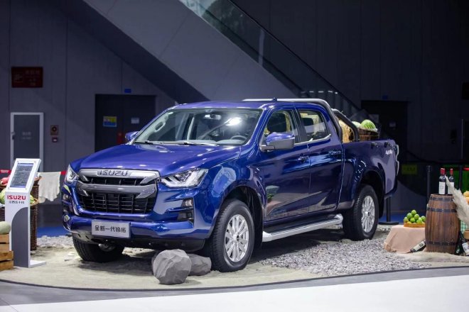 2023成都车展：11.58万起 全新一代铃拓上市