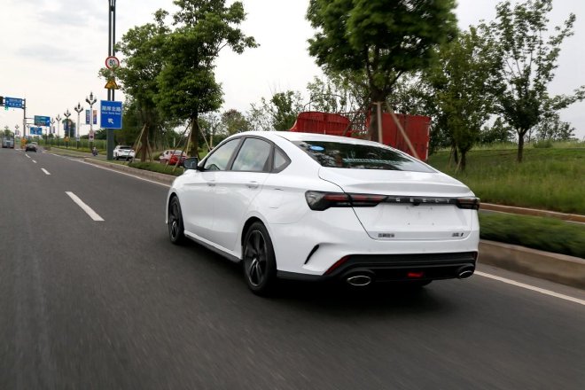 更COOL的实力派，试驾吉利缤瑞COOL冠军版