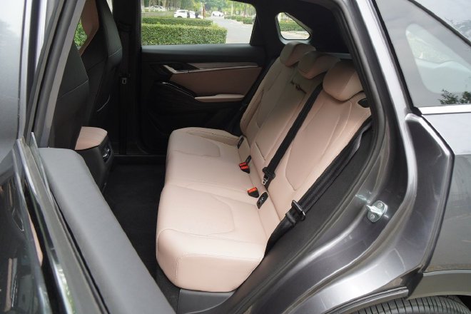 驾乘舒适 续航无忧 试驾江淮QX PHEV