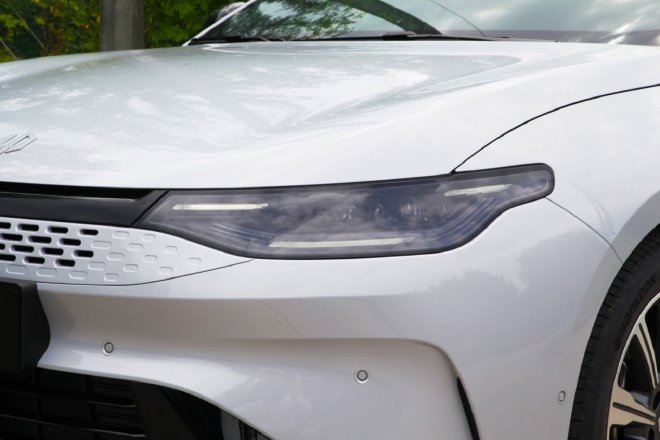 不再里程焦虑 抢先试驾零跑C01增程版车型