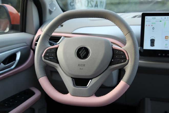 售价5.28-6.68万元 江铃集团新能源易至EV3青春版上市