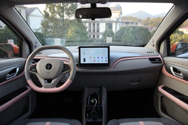 售价5.28-6.68万元 江铃集团新能源易至EV3青春版上市