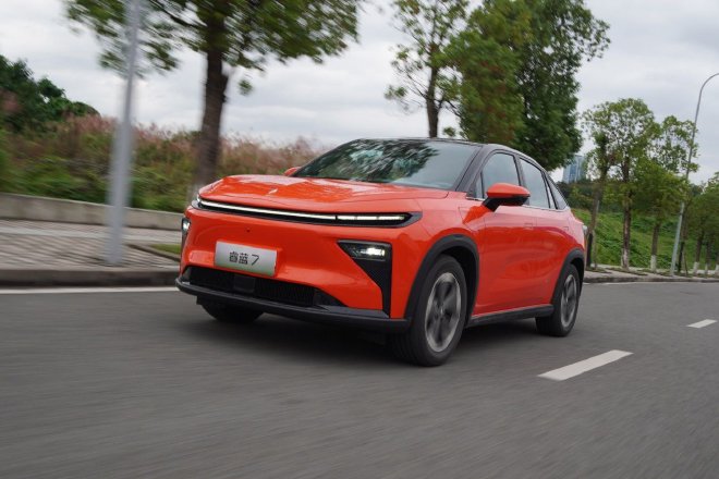 睿蓝7动态试驾 不到20万享受后驱驾控乐趣