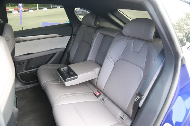 售价24.99万元起 极越01正式上市