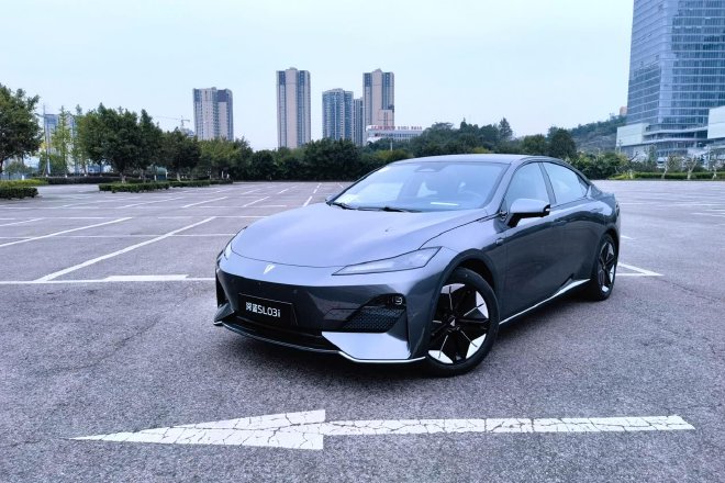 深蓝SL03i/深蓝S7i双车上市 售价17.89万起