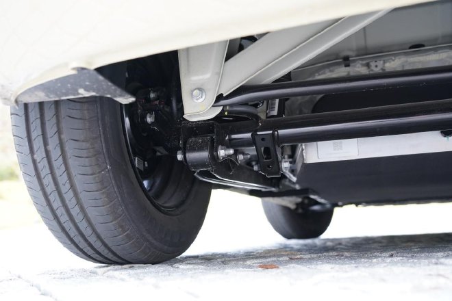 小身体也有大能量！山城试驾长安Lumin301km快充版