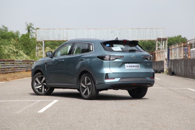 Feel the charm of digital electric drive and test drive Changan Qiyuan Q05/A06