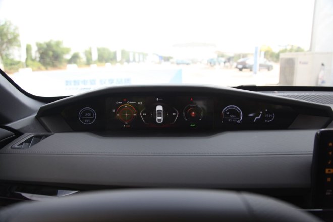 Feel the charm of digital electric drive and test drive Changan Qiyuan Q05/A06