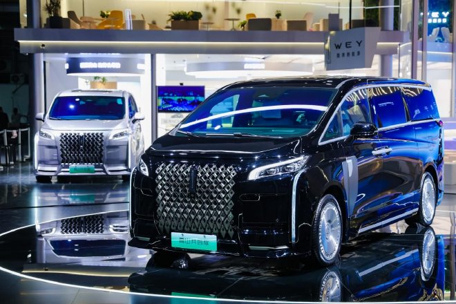 2023广州车展：魏牌高山MPV亮相