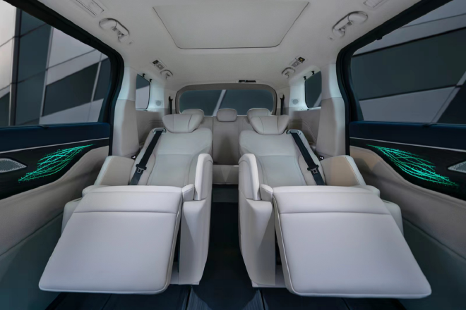 2023广州车展：魏牌高山MPV亮相