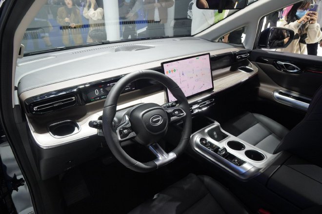 2023广州车展：广汽传祺E8正式开启预售