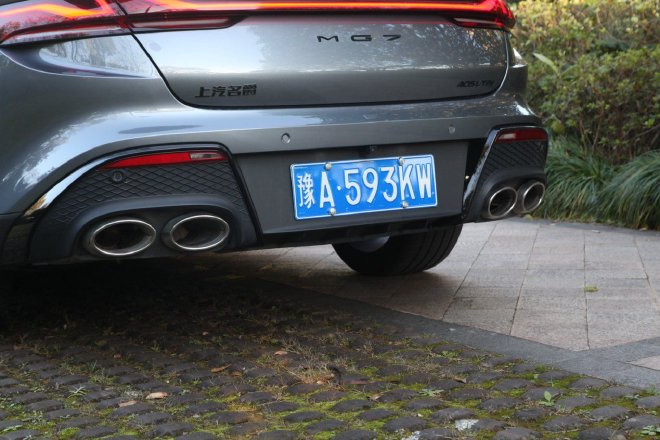 燃油车智驾标杆 体验MG7 NGP智能驾驶辅助