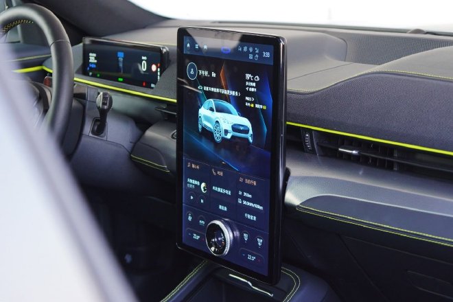 换个角度感受经典 试驾2024款福特电马