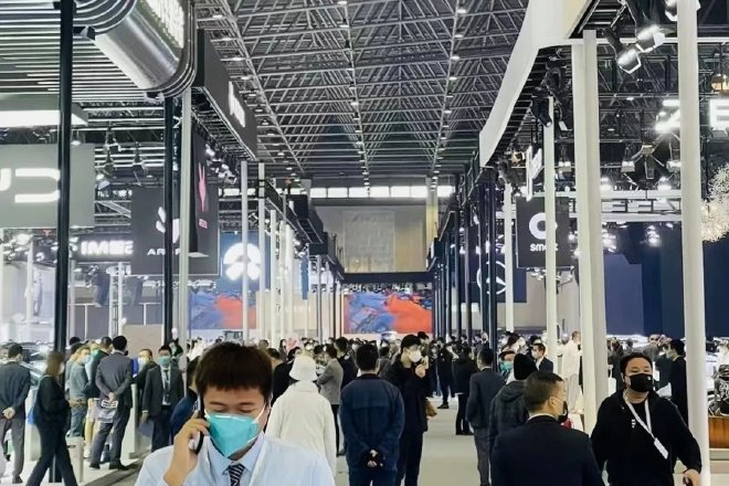 展位爆棚 全球最大新能源汽车专题展明年1月海口举办