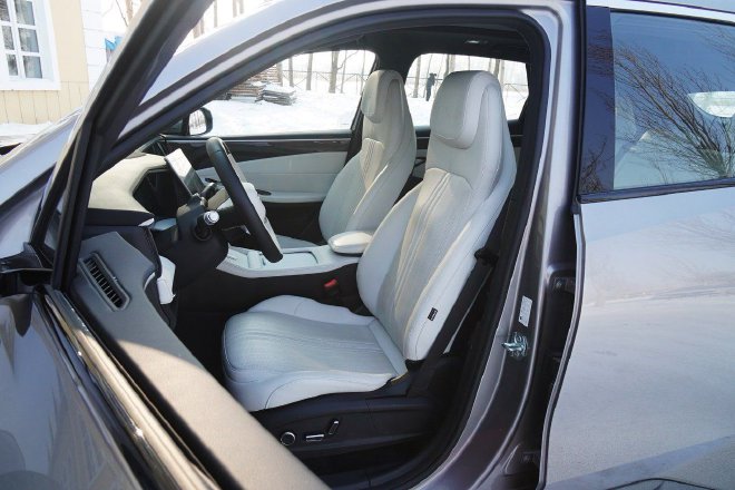 无惧冰城严寒 吉利银河L7驾乘感依旧出色