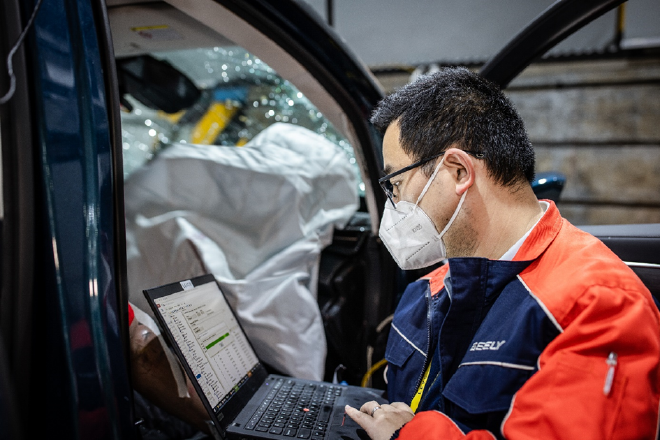 无安全不豪华 LEVC L380顺利通过正碰内测闯关