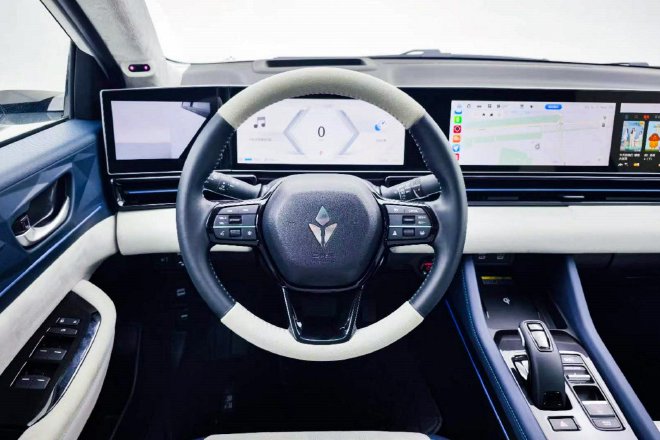 全系标配电子外后视镜 东风本田灵悉L静态体验