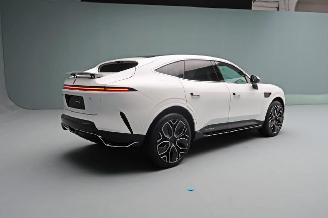 2024北京车展：2024款阿维塔11静态体验