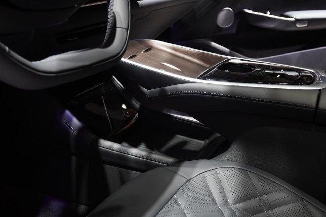 2024北京车展：启源A07周杰伦签名版亮相