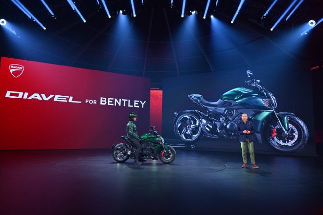 杜卡迪 Diavel for Bentley 限量版摩托车