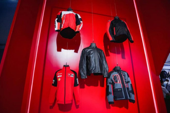 在中国 为中国，杜卡迪携重磅新车亮相2024北京国际摩托车展览会