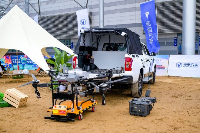 超级移动发电站登场！长安猎手新增6大越野模式，个性改装超越期待