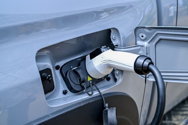 超级移动发电站登场！长安猎手新增6大越野模式，个性改装超越期待