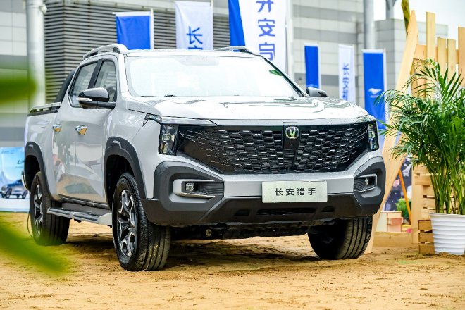 超级移动发电站登场！长安猎手新增6大越野模式，个性改装超越期待