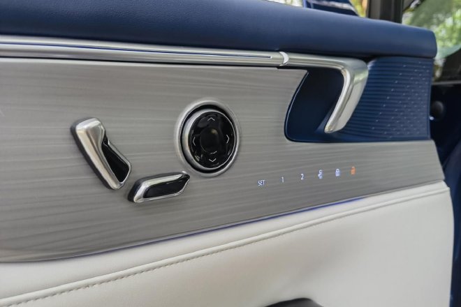 一次自我超越 试驾上汽通用别克全新GL8陆尊PHEV