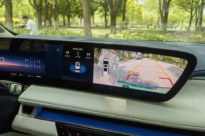 一次自我超越 试驾上汽通用别克全新GL8陆尊PHEV