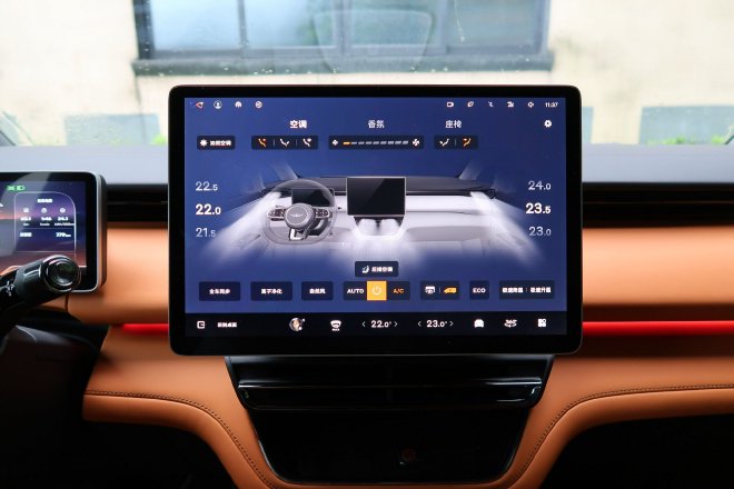 LEVC L380试驾 “陆地空客”尊享未来出行