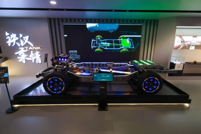 2024成都车展：坦克400汽油版亮相