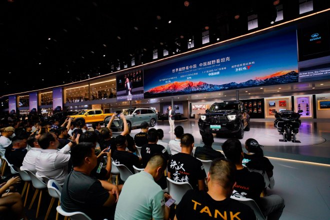 2024成都车展：坦克400汽油版亮相