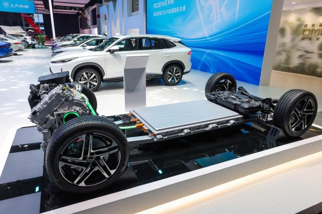 上汽乘用车俞经民：荣威要做新大众，今年目标销量20万台