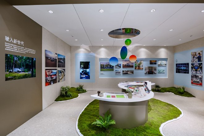 全新M5领衔 宝马连续第七年参加进博会