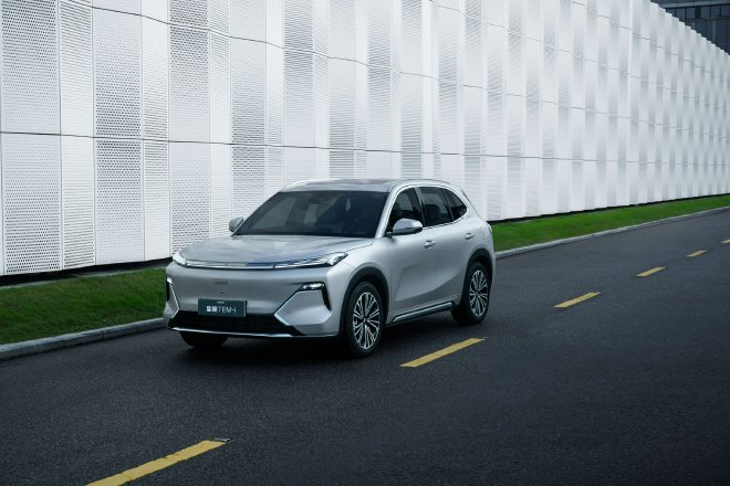 试驾吉利银河星舰7 EM-i 一款兼顾实用与智能的紧凑型SUV