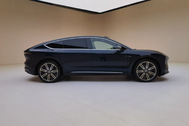 技术豪华新旗舰 静态体验蔚来ET9