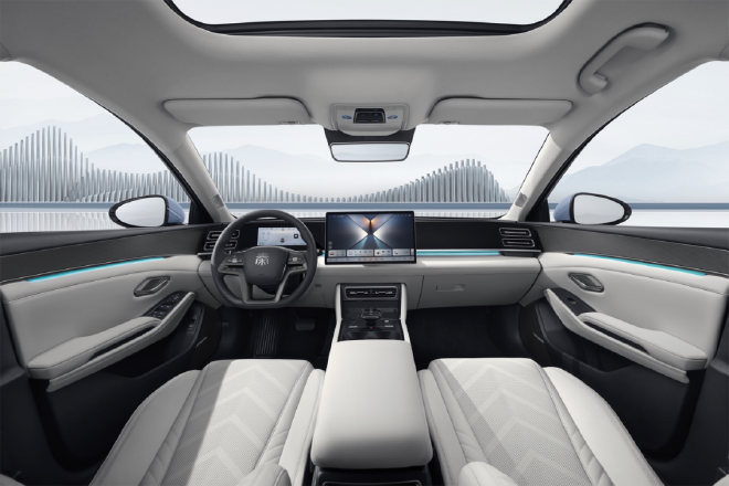 9.98万元起，秦L DM-i智驾版上市