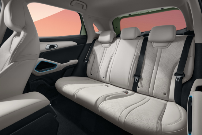 9.98万元起 比亚迪元UP智驾版上市