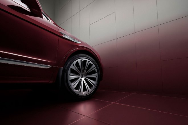 个性化定制部门MULLINER经典配色回归